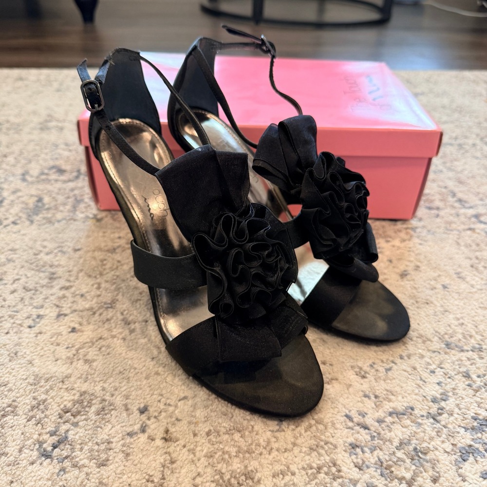 Touch of Nina Black Luster Satin Ruffle Rosette Stiletto Heels 8.5 M